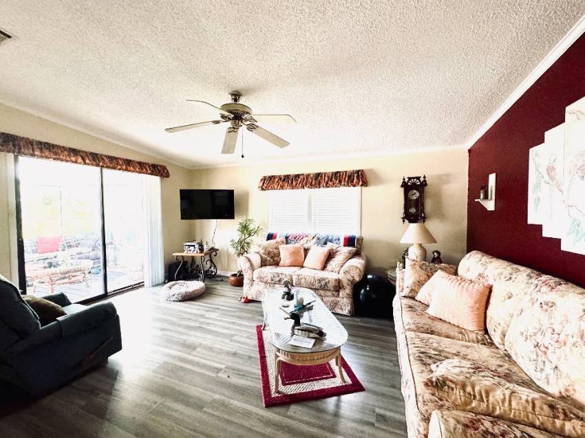 4521 Alpine Drive a Lakeland, FL Mobile or Manufactured Home for Sale